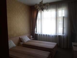 Мини-отель Ламберт Волгоград Бюджетный двухместный номер с 2 отдельными кроватями-2